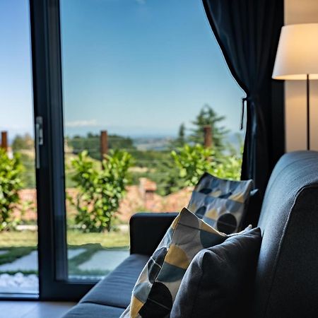 Casa Tina Holiday Home Diano d'Alba Luaran gambar
