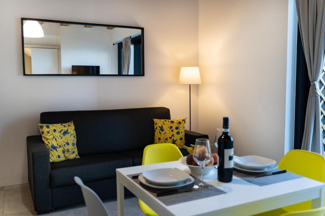 Casa Tina Holiday Home Diano d'Alba Luaran gambar