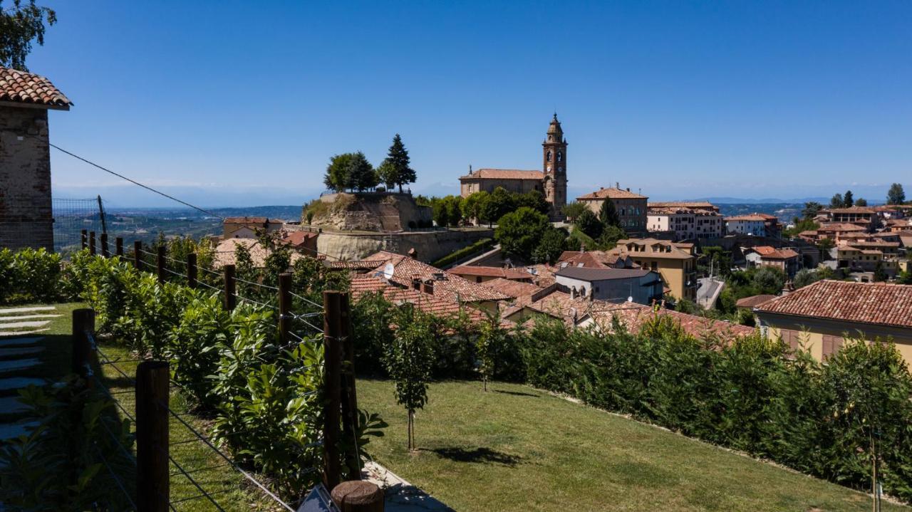 Casa Tina Holiday Home Diano d'Alba Luaran gambar
